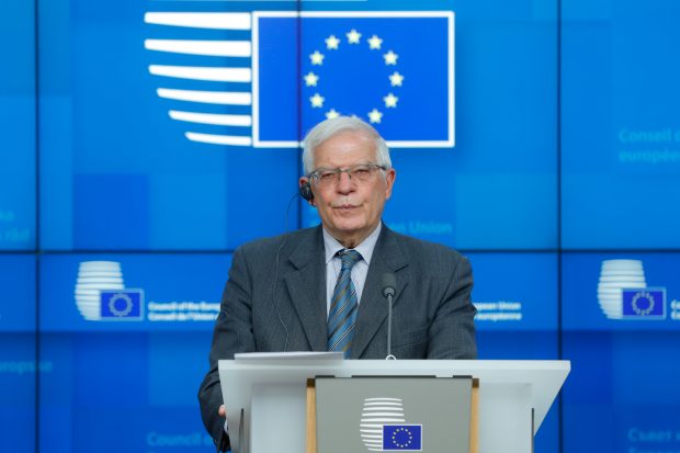 UE a adoptat al şaselea pachet de sancţiuni împotriva Rusiei, inclusiv embargoul petrolier rusesc