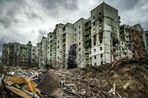 LIVETEXT Război în Ucraina, ziua 110 | Toate podurile către Severodonețk, distruse. „Avem de-a face cu Răul absolut”, spune Zelenski