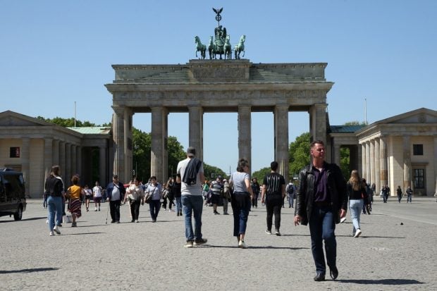 Salariul minim în Germania va ajunge la 2.000 euro lunar în toamnă