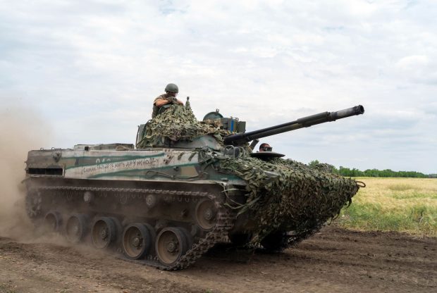 Important analist militar din spațiul post-sovietic: „Rusia va fi epuizată, iar Ucrainei nu o să-i permită nimeni să cedeze”. De ce nu dă Occidentul mai multe arme Kievului