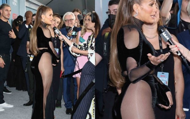 Jennifer Lopez, într-o rochie decupată și foarte transparentă. Cântăreața în vârstă de 52 de ani a apărut cu formele la vedere