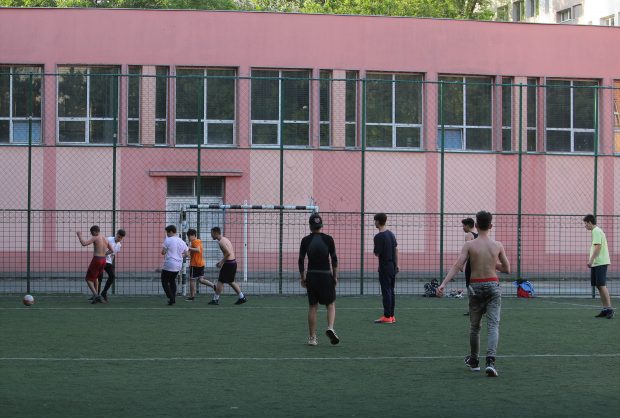 Ce spun profesorii despre înlocuirea notelor la muzică, desen și sport. „Va fi foarte dificil să-i explici unui copil de clasa a V-a de ce e «respins»”