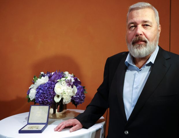 Premiul Nobel al jurnalistului rus Dmitri Muratov a fost vândut pentru 103 milioane de dolari. Banii merg la copiii ucraineni