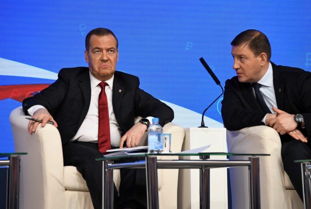 „Un om mic cu nesiguranțe uriașe”. Replica acidă a Kievului pentru Medvedev, care a amenințat că Ucraina va dispărea în 2 ani