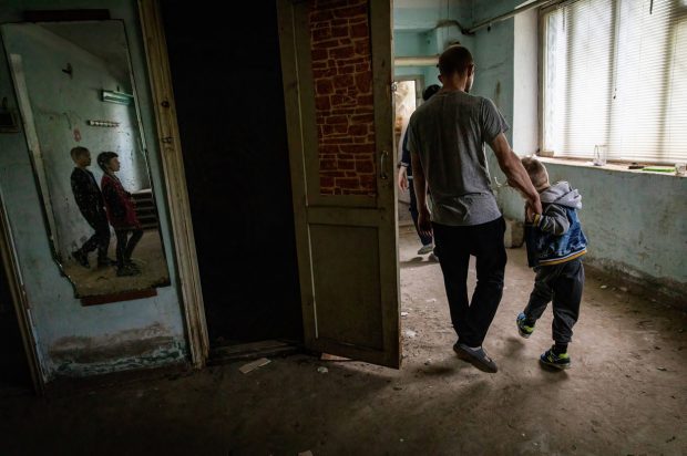 Ucraina anchetează deportarea forţată a copiilor ucraineni în Rusia ca posibil genocid