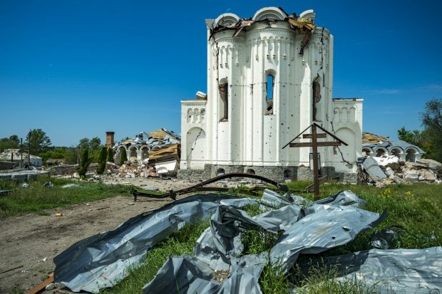 Rușii au distrus peste 100 de biserici din Ucraina, de la începutul războiului, spune Zelenski