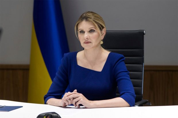 Interviu rar cu Olena Zelenska: „Fiul meu mi-a spus: Mamă, vreau doar să-mi văd prietenii. De trei luni mă joc doar cu câini și bodyguarzi”