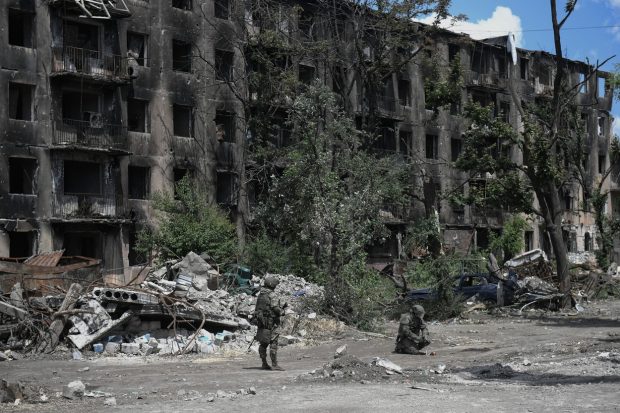 LIVETEXT Război în Ucraina, ziua 120 | Lupte grele în estul și sudul Ucrainei. La Mariupol, cel puțin 22.000 de oameni au murit de la începutul invaziei