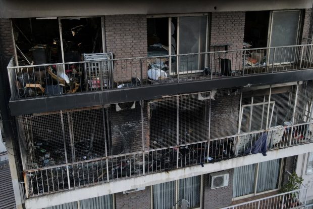 5 morți, între care trei copii, și 35 de răniți, după un incendiu izbucnit într-un bloc din Buenos Aires