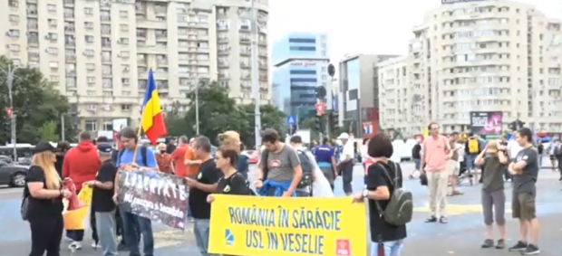 Protest în Piața Victoriei față de proiectele noilor legi ale securității naționale