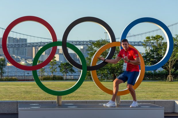 INTERVIU. Un tânăr canotor care visează la un titlu olimpic pentru România vorbește despre fața nevăzută a performanței:  „Rănile din palme? Cam la fiecare duș lăcrimez”
