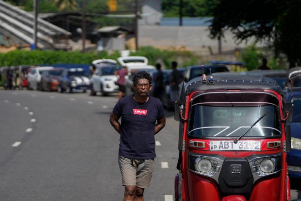 Criză de combustibil în Sri Lanka. „Economia se confruntă cu un colaps total”