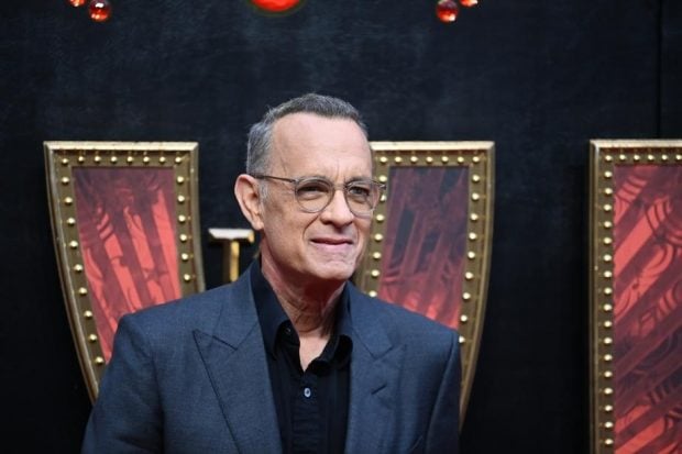 Apariția lui Tom Hanks care a atras atenția. Actorului i-au tremurat mâinile incontrolabil pe scenă