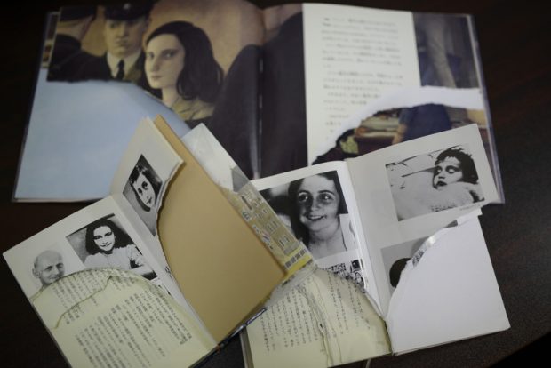 O școală din Florida a interzis o adaptare grafică a jurnalului Annei Frank, la cererea părinților nemulțumiți de scenele „explicite sexual”