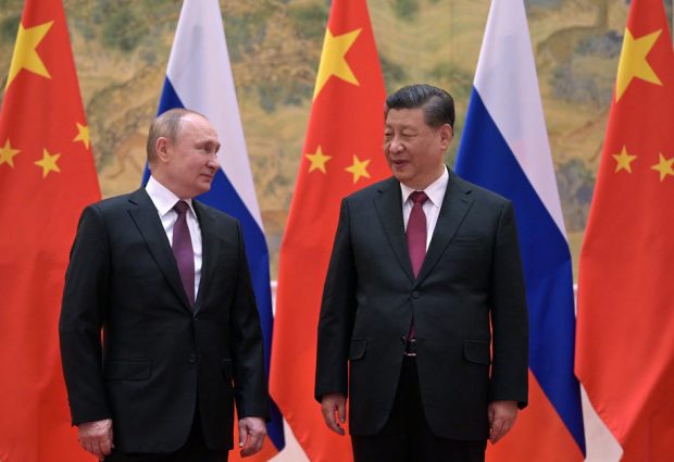 Jocul dublu al Chinei irită Rusia: după ce a promis sprijin necondiționat, Beijingul se împiedică în sancțiunile occidentale