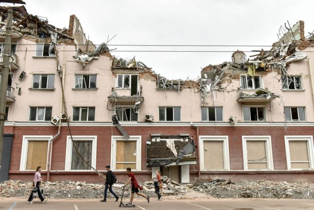 LIVETEXT Război în Ucraina, ziua 122 | Orașul Severodonețk, capturat de ruși. Se duc lupte grele la Herson