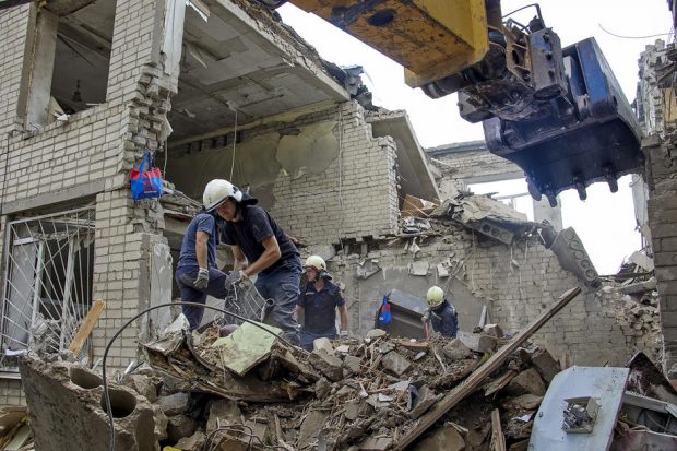 LIVETEXT Război în Ucraina, ziua 126 | Rusia a intensificat atacurile: A tras opt rachete la Mikolaiv. Bombardamente și în Odesa