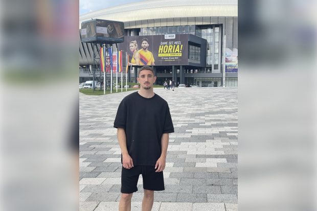 Un spaniol mutat vara trecută în România a rămas cu gura căscată când a ieșit prin orașele din Ardeal: „La noi nu mai vezi așa ceva, poate prin satele din nord. E ciudat”