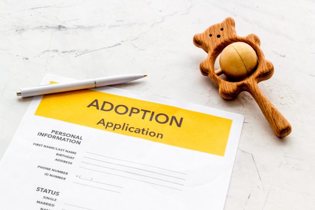 Adopția în România – cum poți să adopți un copil în 2022