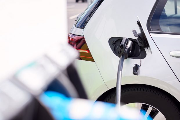 Care sunt cele mai ieftine mașini electrice din România în 2022