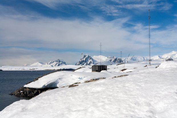 Erupția vulcanului din Tonga are efecte la 7.000 km distanță, după 6 luni. Ce s-a întâmplat în Antarctica