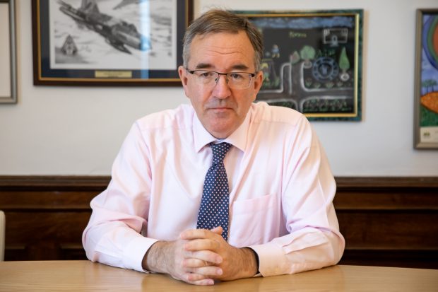 Andrew Noble, ambasadorul britanic, mesaj pentru români despre drepturile LGBT: „Nu cred că o societate e cu adevărat liberă, dacă milioane de oameni nu pot să-și trăiască adevărata viață”