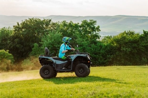 ATV-ul entry-level CFMOTO X4 CForce livrează performanță best-in-class!