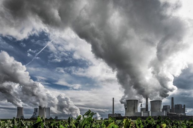 Valul de căldură lovește în plin sistemul energetic european deja solicitat. Efectul: prețuri mai mari la electricitate și emoții pentru ce va urma la iarnă