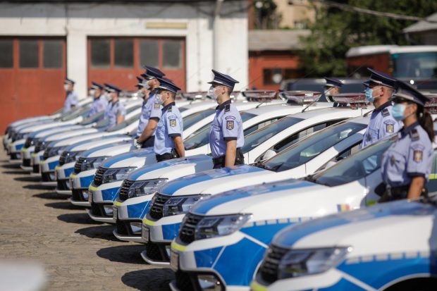 Cum poți să devii poliţist în România în 2022