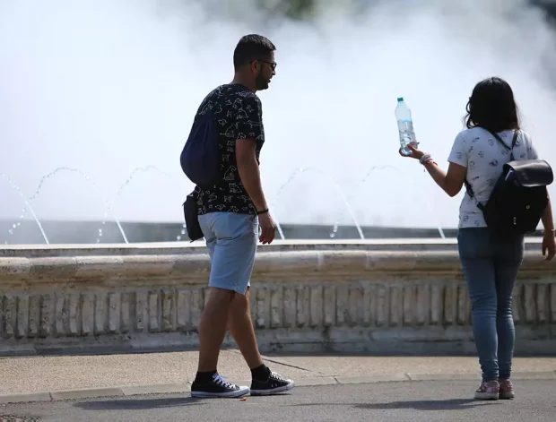 Alerte meteo: caniculă în sud și ploi torențiale în centrul și vestul țării. Până când sunt valabile avertizările meteo