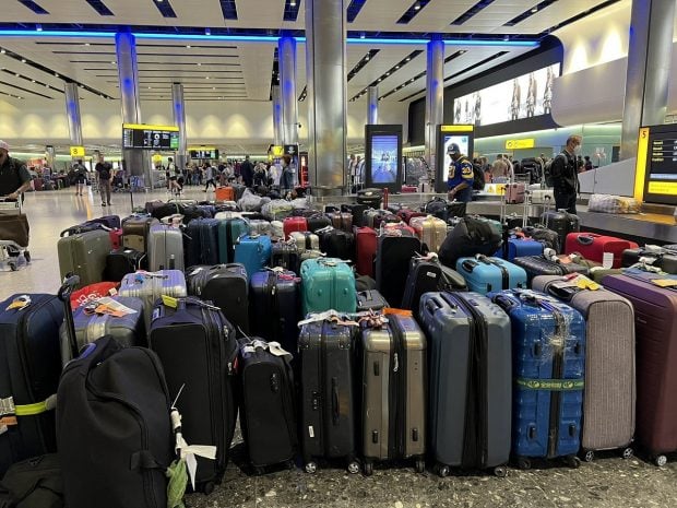 Tipul de valiză care se pierde cel mai frecvent în aeroportu