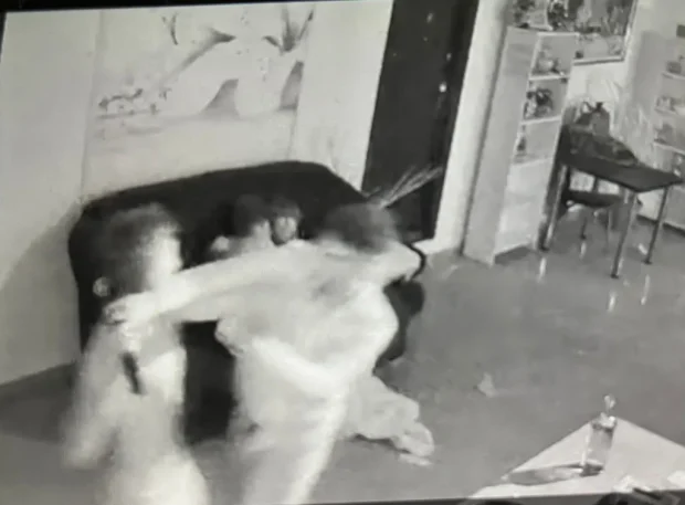 Hostel din Vernești, vandalizat în timpul unei petreceri de majorat. „Au golit toate stingătoarele. Era vomă peste tot”