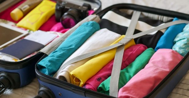 Ce nu trebuie să îți lipsească din bagaj atunci când pleci în vacanță?