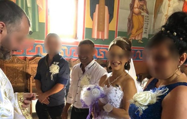 Un preot din Iași prins cu amanta, șantajat de soțul femeii: „Tu m-ai cununat, tu mă divorțezi! Alexandra e în mașină, umflată de bătaie”