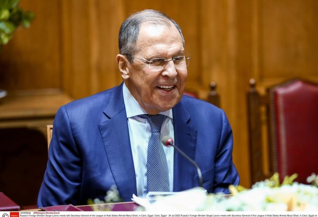Lavrov dă asigurări, de la Cairo, că Moscova va respecta acordul privind reluarea exporturilor de cereale, la o zi după ce rușii au bombardat Odesa