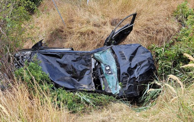 Un român a murit în Mercedesul făcut praf, după ce a zburat cu el de pe autostradă, în Ungaria. Accidentul i-a șocat pe salvatori