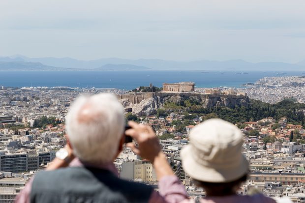 Grecia le oferă „azil turistic” pensionarilor germani care vor să scape de creșterea costurilor energiei pe perioada iernii