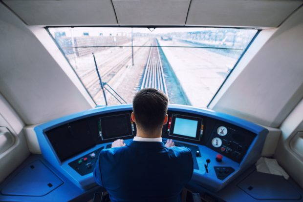 Cum poți să devii mecanic de locomotivă