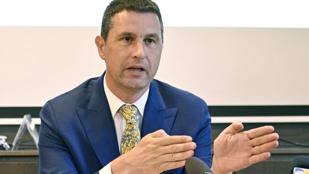 Tanczos Barna, despre criza apei potabile din Prahova: „Câteodată am impresia că Dorel ajunge în funcţii de conducere”