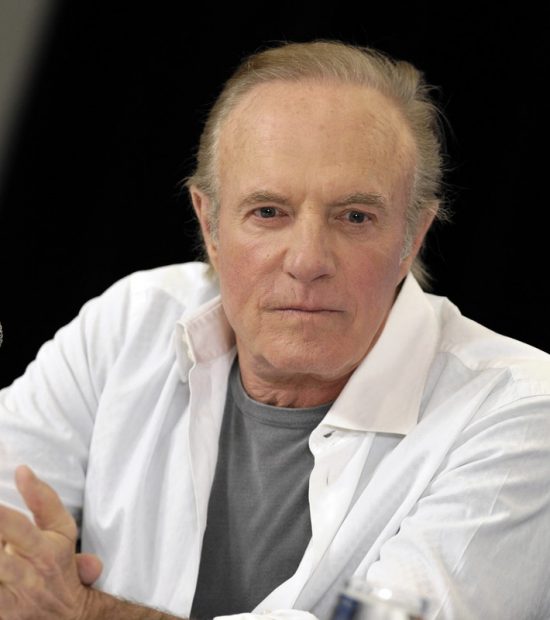 James Caan a murit. Actorul care a devenit faimos cu rolul lui Sonny Corleone în filmul „Nașul” avea 82 de ani
