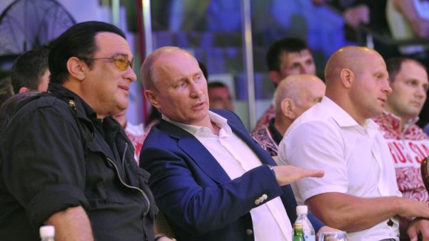 Actorul Steven Seagal, interviu în presa de stat de la Moscova: „Nu voi renunța niciodată la cetățenia rusă”