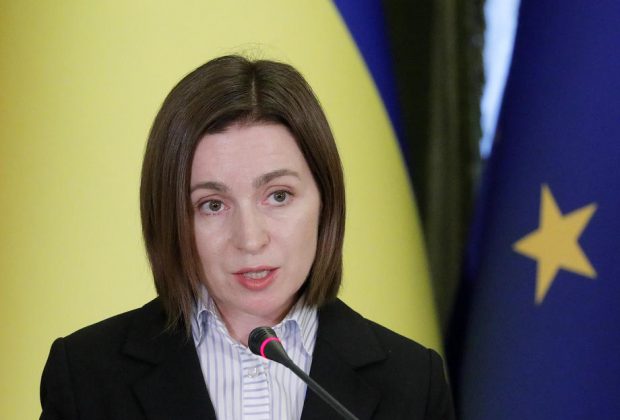 Maia Sandu: „Dacă Rusia încearcă într-o zi să vină peste noi, trimitem armata cu sapa să ne apere?”