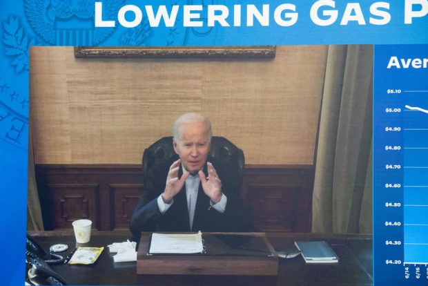 Simptomele de Covid-19 ale președintelui Biden „s-au rezolvat aproape complet”