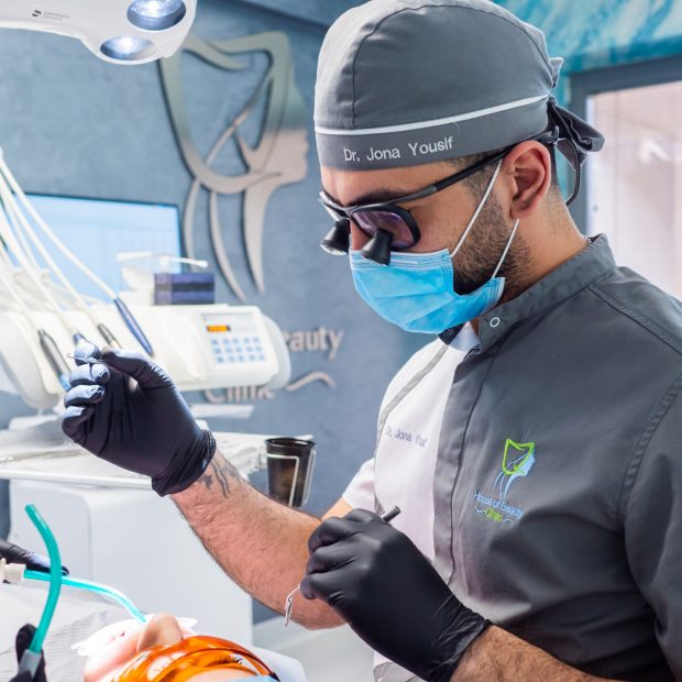 La House of Beauty Clinic poți afla cum va arăta zâmbetul tău “din viitor” prin sistemul avansat Digital Smile Design, chiar înainte de tratament