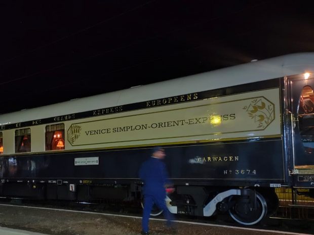 Trenul Orient Express a ajuns din nou România. În ce gări oprește