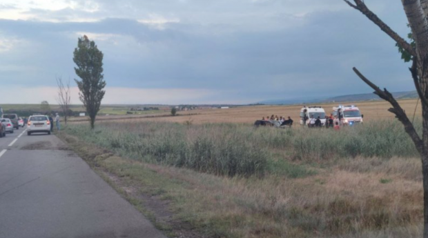 Un mort și șase răniți, între care trei copii, în urma unui accident în Lețcani, Iași