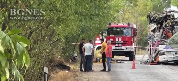 10 români, pasageri în autocarul implicat în accidentul din Bulgaria, au fost aduși în țară