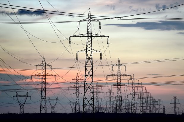 Ce înseamnă decuplarea prețului energiei de cel al gazelor, propusă de Bruxelles. Un expert analizează opțiunile și ce efecte ar putea avea în România