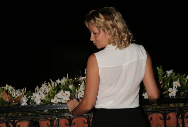 O anchetă internațională a deconspirat o spioană rusă. A păcălit personalul de la o bază NATO dându-se drept designer de bijuterii