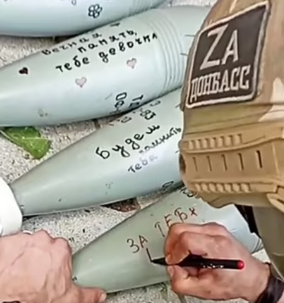 Imagini cu soldați ruși care scriu „Pentru Daria Dughina” pe muniția cu care trag asupra ucrainenilor